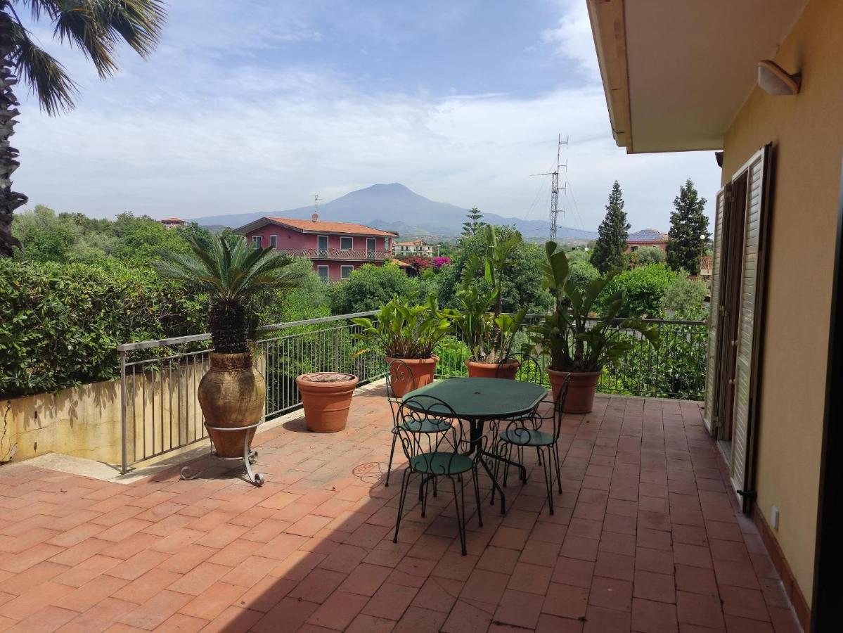 Holiday Flower Villa Panoramica Sul Golfo Di Catania ミステルビアンコ エクステリア 写真